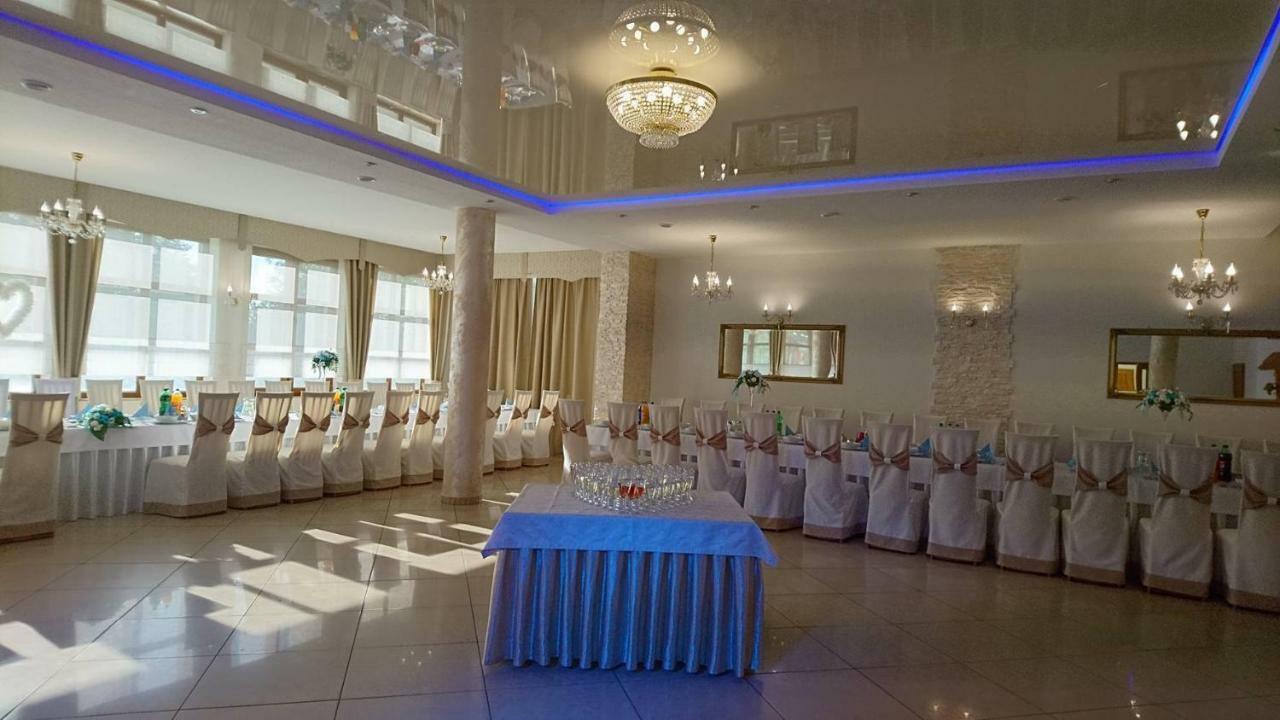 Hotel Oaza Prudnik Kültér fotó