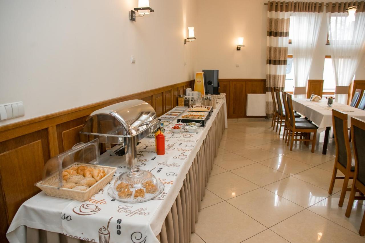 Hotel Oaza Prudnik Kültér fotó
